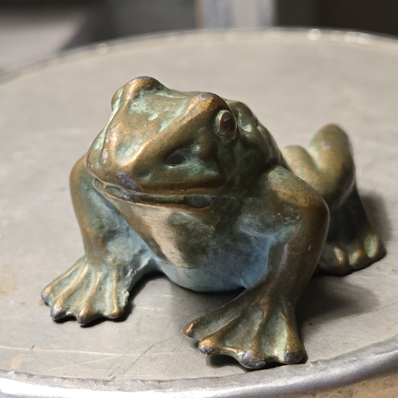 Vintage Bronze Cast Frog - Picture 6 of 11